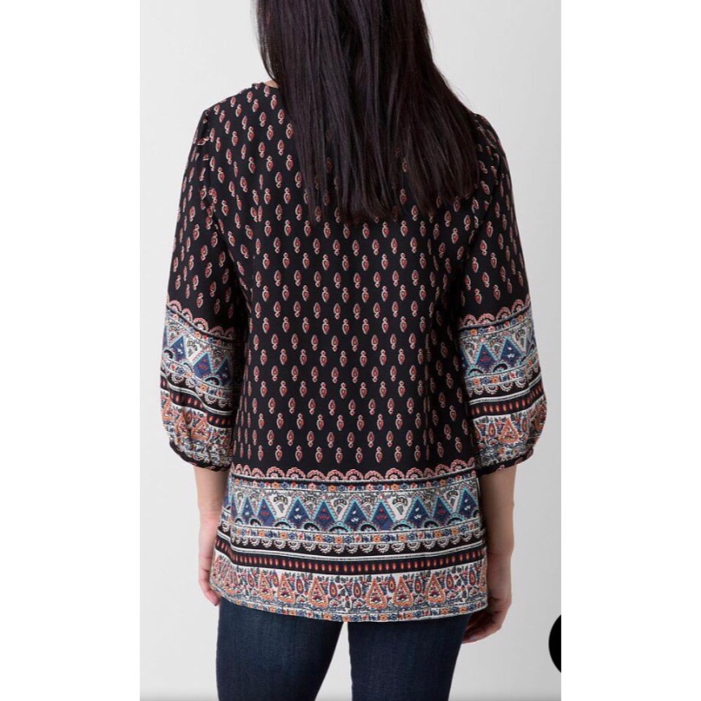 BKE Boho Rhinestone Tunic Top - Picture 2 of 16